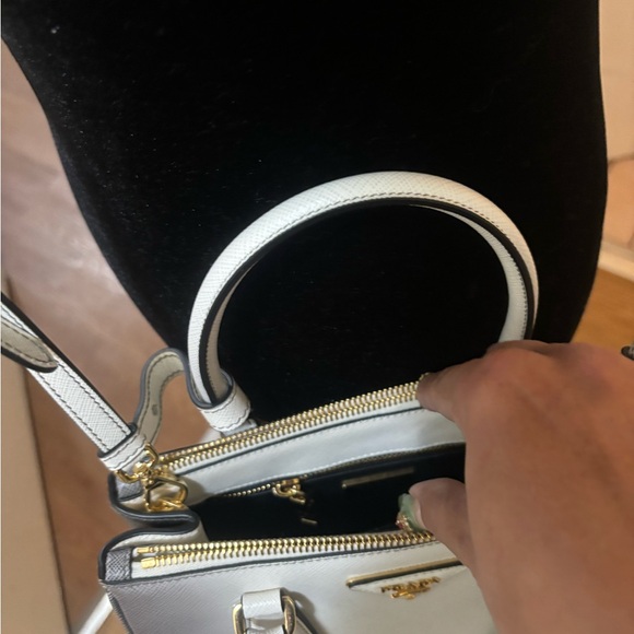 6️⃣0️⃣0️⃣0️⃣ Brand new authentic Prada bag - Picture 4 of 7